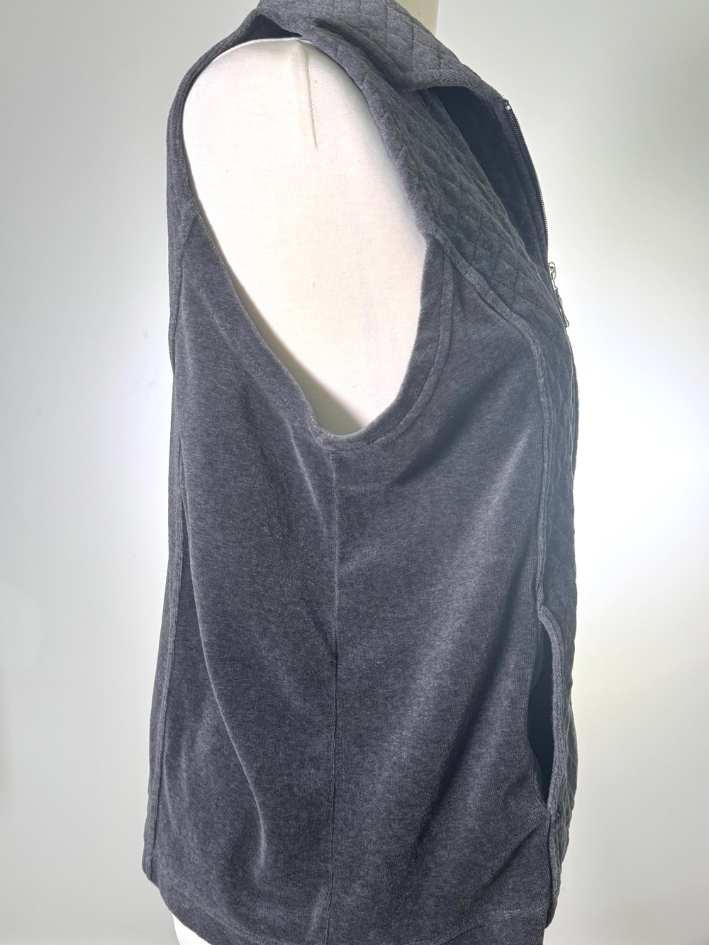 Quilted Zip Front Sleeveless Vest - Charcoal Gray Velour Soft Warm - Picture 4 of 7